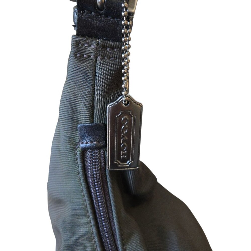 Coach Olive Twill Fabric Hobo Bag With Leather Trim & Handle Metal Logo Hang Tag - Picture 6 of 9